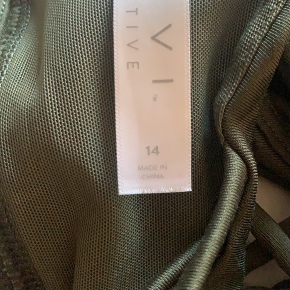 Lane Bryant Livi Active Green Olive Plus aSize Sport Bra 14 - Picture 9 of 9